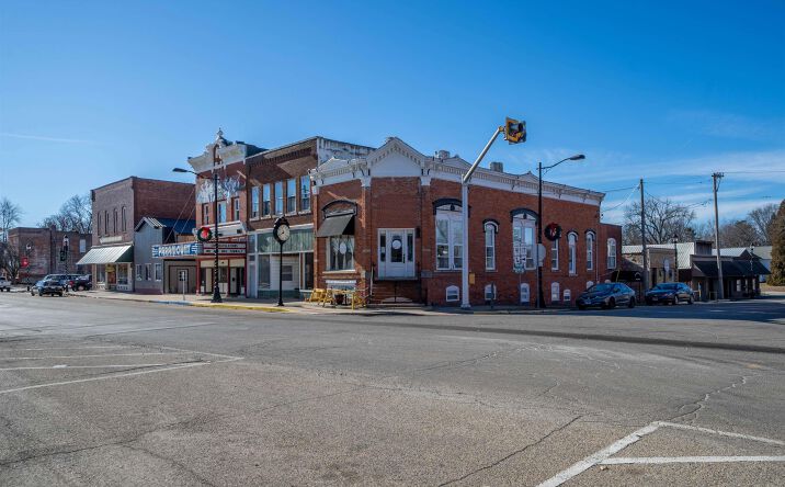 Pictures of Office, Retail property located at 101 W WILLIAMS Street, Wyoming, IL 61491 for sales - image #1
