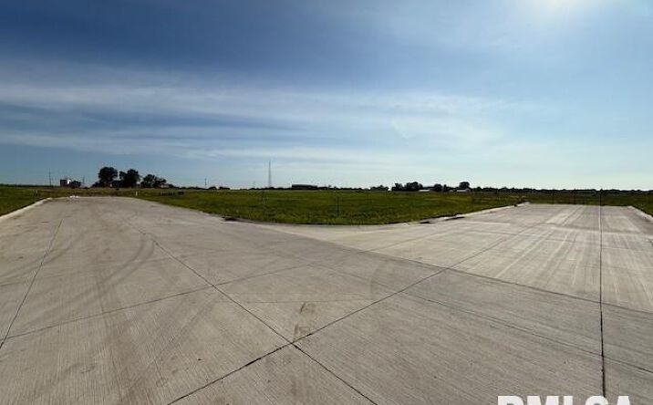 Pictures of Land property located at 6340 RYAN Road, Bettendorf, IA 52722 for sales - image #1