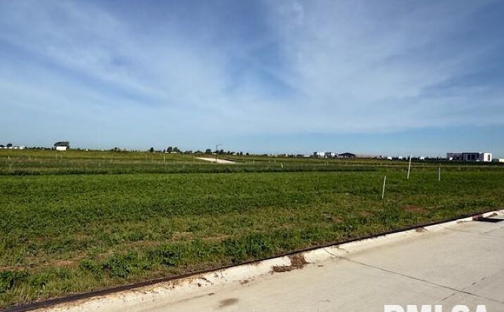 Pictures of Land property located at 6328 MEYER Road, Bettendorf, IA 52722 for sales - image #1
