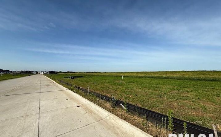 Pictures of Land property located at 6966 Meghan Avenue, Bettendorf, IA 52722 for sales - image #1