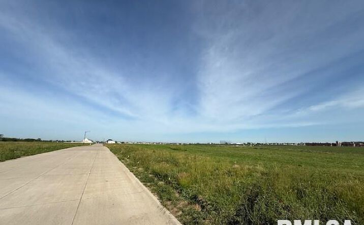 Pictures of Land property located at 6794 Meghan Avenue, Bettendorf, IA 52722 for sales - image #1