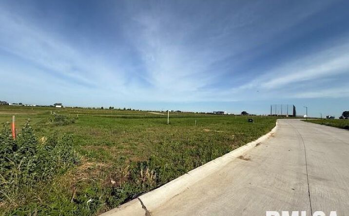 Pictures of Land property located at 6284 RYAN Road, Bettendorf, IA 52722 for sales - image #1