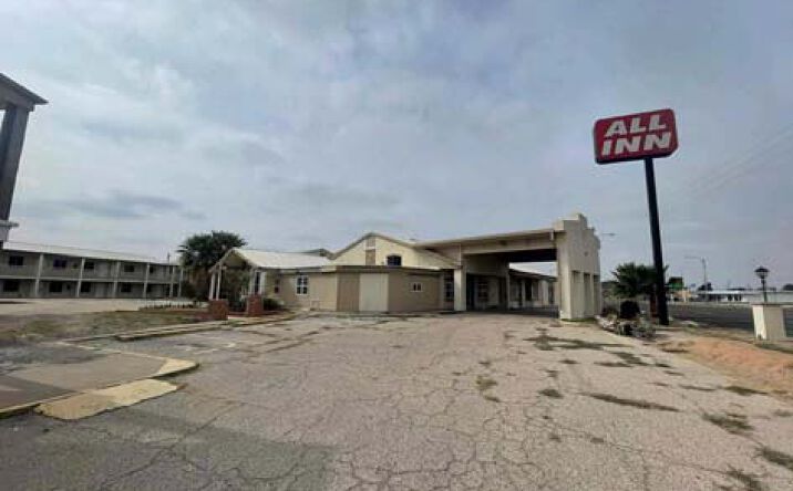 Pictures of Retail property located at 800 W Dickinson Blvd, Fort Stockton, TX 79735 for sales - image #1