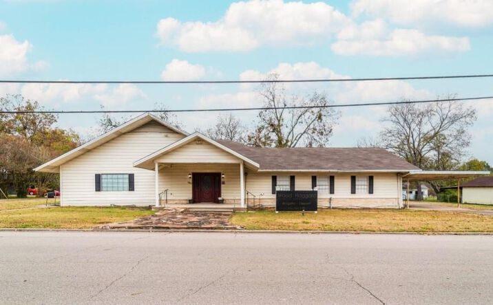 Pictures of Special Purpose property located at 508 Monroe St, Deport, TX 75435 for sales - image #1