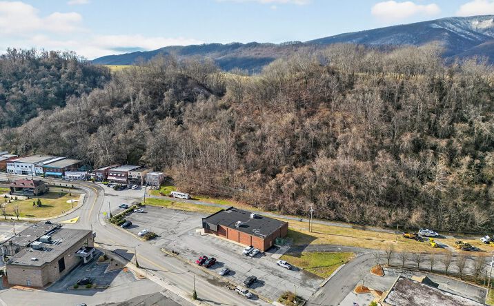 Pictures of Retail, Office property located at E Main St, Saltville, VA 24361 for sales - image #1