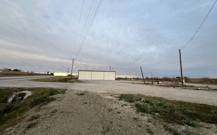 Pictures of Mixed Use property located at 14201 State Hwy 95, Coupland, TX 78615 for sales - image #1