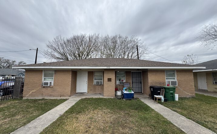 Pictures of Multifamily property located at 5010 Carmen St, Houston, TX 77033, 5032 Carmen St, Houston, TX 77033, 9426 Coffee St, Houston, TX 77033, 4921 Paula St, Houston, TX 77033 for sales - image #1