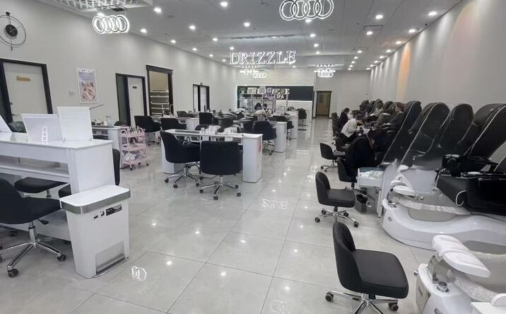 Pictures of Business for Sale, Retail property located at 4039 Hempstead Turnpike, Oyster Bay, NY 11714 for sales - image #1