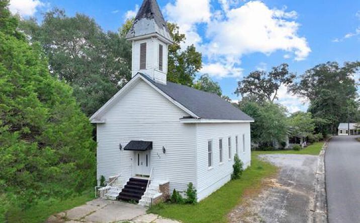 Pictures of Mixed Use property located at 161 Thomas St, Jemison, AL 35085 for sales - image #1