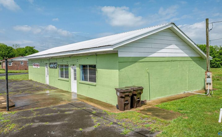 Pictures of Retail property located at 7305 AL-71, Dutton, AL 35744 for sales - image #1
