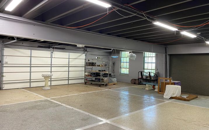 Pictures of Industrial property located at 927 E Madison St, Louisville, KY 40204 for sales - image #1