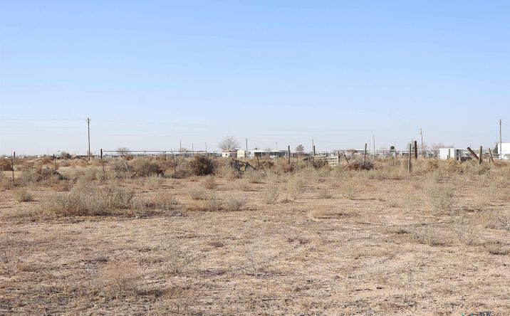 Pictures of Land property located at 462 Palomino Street, Hagerman, NM 88232 for sales - image #1