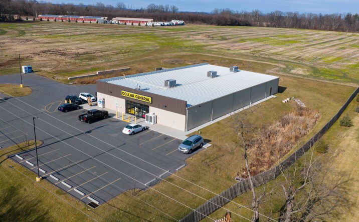Pictures of Retail property located at 4664 York Rd, New Oxford, PA 17350 for sales - image #1