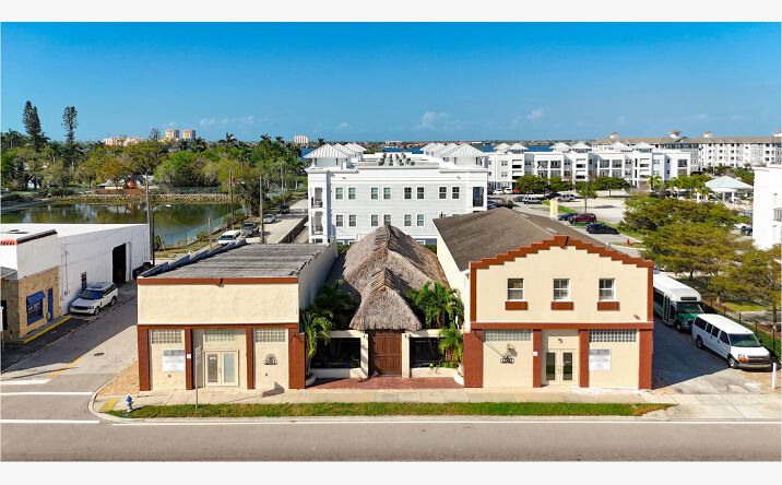 Pictures of Mixed Use, Office, Retail, Special Purpose property located at 1001 Manatee Avenue East, Bradenton, FL, USA, Bradenton, FL 34208 for sales - image #1