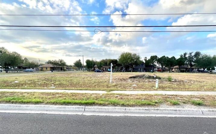Pictures of Land property located at 300 W Los Ebanos Street W, San Juan, TX 78589 for sales - image #1