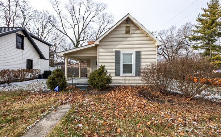 Pictures of Office property located at 6570 Carrollton Ave, Indianapolis, IN 46220 for sales - image #1