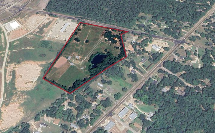 Pictures of Land property located at 835 FM 2821 Rd E, Huntsville, TX 77320 for sales - image #1