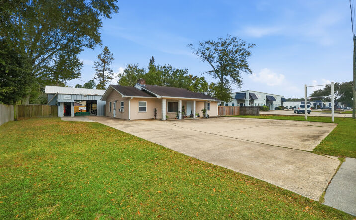 Pictures of Industrial, Mixed Use, Office property located at 14309 Stenum St, Biloxi, MS 39532 for sales - image #1