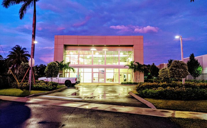 Pictures of Industrial property located at 1107 Wallace Dr, Delray Beach, FL 33444 for sales - image #1