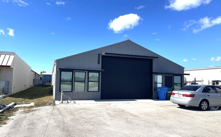 Pictures of Industrial property located at 11118 S Cleveland Ave, Fort Myers, FL 33907 for sales - image #1
