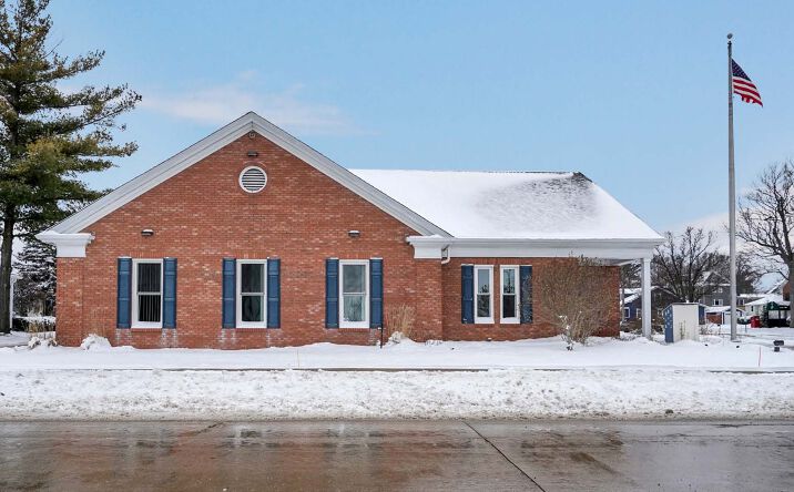 Pictures of Office, Retail property located at 102 S Third Street, Saint Clair, MI 48079 for sales - image #1