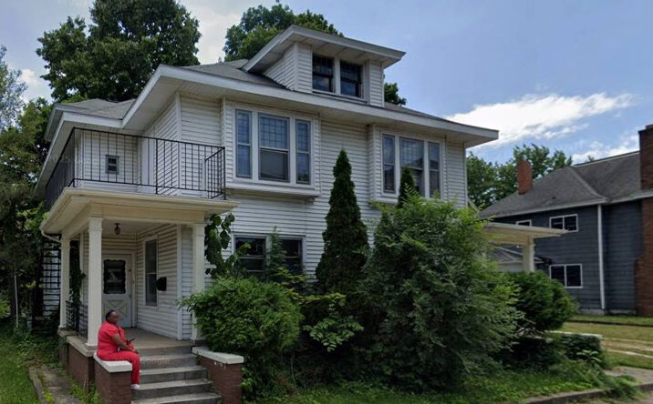 Pictures of Mixed Use property located at 314 N Taylor St, South Bend, IN 46601 for sales - image #1