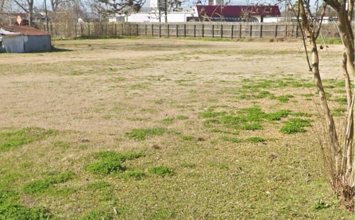 Pictures of Land property located at 906 Rice St, Hempstead, TX 77445 for sales - image #1