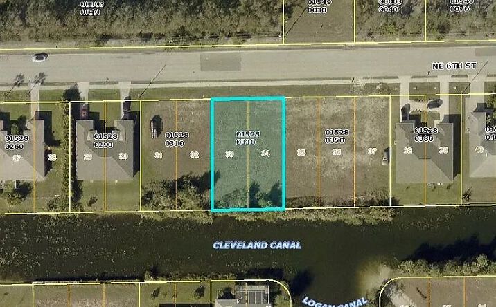 Pictures of Land property located at 2104 NE 6th St, Cape Coral, FL 33909 for sales - image #1