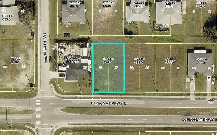 Pictures of Land property located at 1307 Diplomat Pkwy E, Cape Coral, FL 33909 for sales - image #1