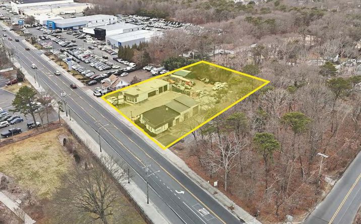 Pictures of Retail, Business for Sale property located at 2160-2164 Route 112, Medford, NY 11763 for sales - image #1