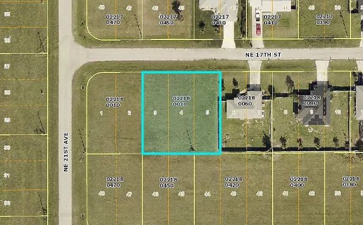 Pictures of Land property located at 2108 NE 17th St, Cape Coral, FL 33909 for sales - image #1