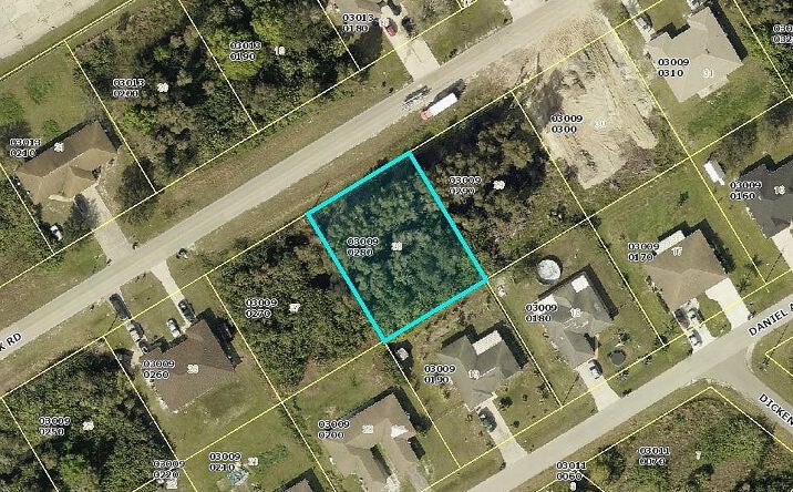 Pictures of Land property located at 2416 Park Rd, Lehigh Acres, FL 33971 for sales - image #1