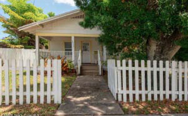 Pictures of Mixed Use, Land property located at 2101 Vernon Place, Melbourne, FL 32901 for sales - image #1