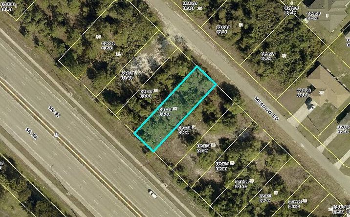 Pictures of Land property located at 186 Meadow Rd, Lehigh Acres, FL 33973 for sales - image #1