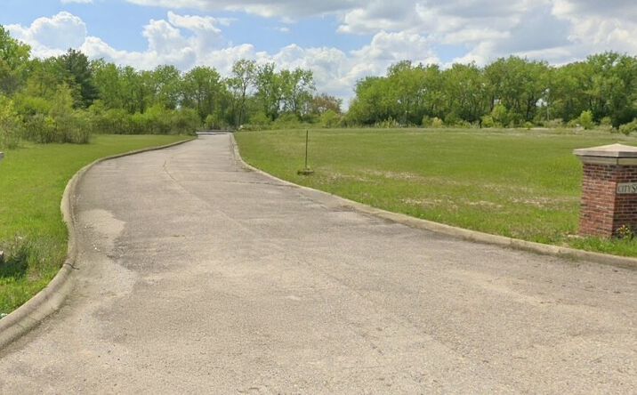 Pictures of Land property located at 976 Mesa Court, University Park, IL 60484 for sales - image #1