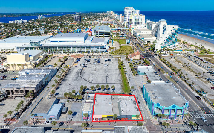 Pictures of Mixed Use, Retail, Industrial, Office property located at 815-823 Main Street, Daytona Beach, FL 32118 for sales - image #1