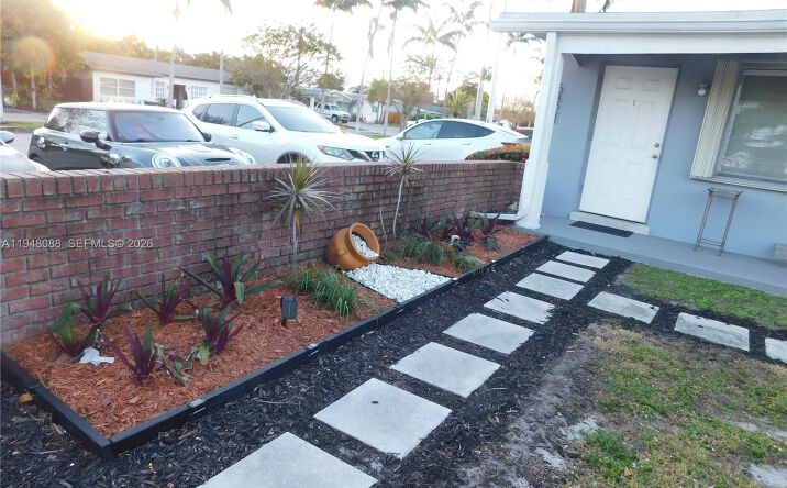 Pictures of Multifamily property located at 5821 NE 18th Ave, Fort Lauderdale, FL 33334 for sales - image #1