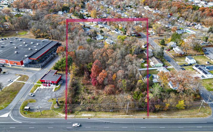 Pictures of Land property located at 9 US Highway 9, Howell, NJ 08831 for sales - image #1
