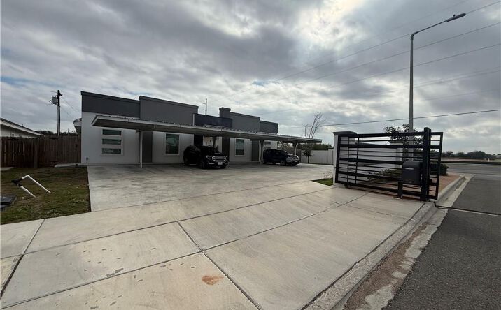 Pictures of Multifamily property located at 3412 S Colt Lane, Edinburg, TX 78539 for sales - image #1