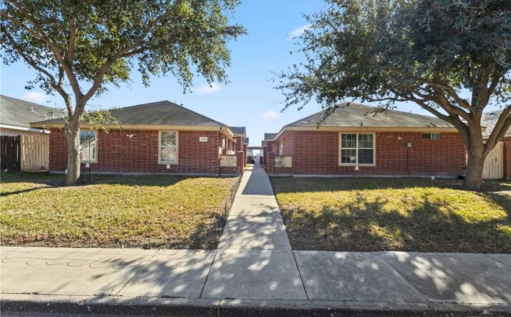 Pictures of Multifamily property located at 2708 W Presidio Drive, Edinburg, TX 78539 for sales - image #1