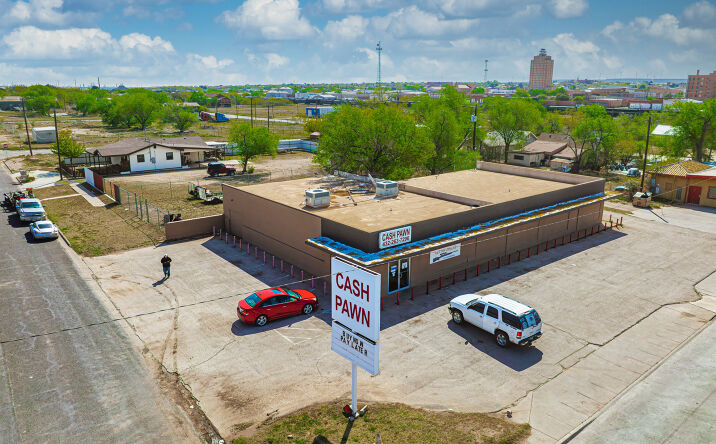 Pictures of Retail property located at 210 N Gregg St, Big Spring, TX 79720 for sales - image #1