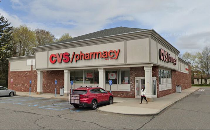 Pictures of Retail property located at 341 Commack Rd, Commack, NY 11725 for sales - image #1