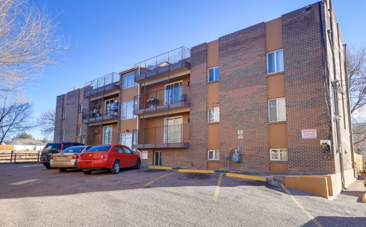 Pictures of Multifamily property located at 1321 Yosemite St, Denver, CO 80220 for sales - image #1