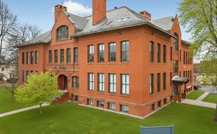 Pictures of Multifamily property located at 27 Washington St, Westfield, MA 01085 for sales - image #1