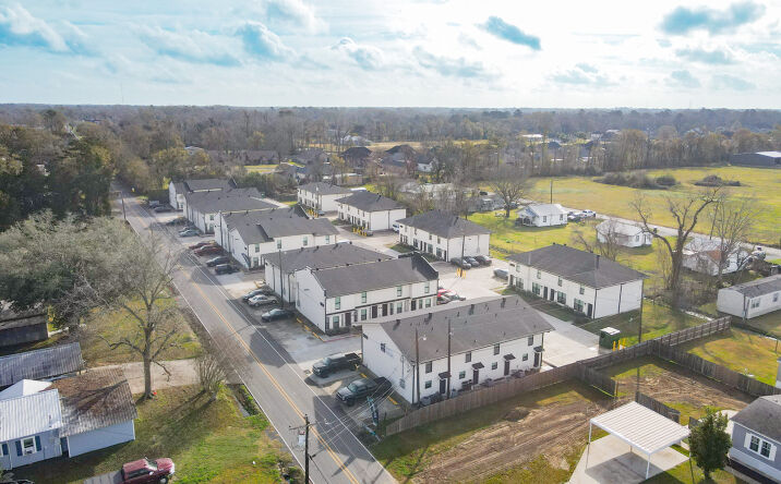 Pictures of Multifamily property located at 41063 Cannon Rd, Gonzales, LA 70737 for sales - image #1