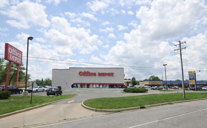 Pictures of Retail property located at 1276 U.S. Hwy 31 N, Greenwood, IN 46142 for sales - image #1
