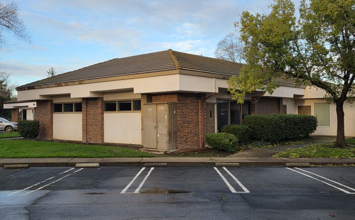 Pictures of Office property located at 1130 Conroy Ln, Roseville, CA 95661 for sales - image #1