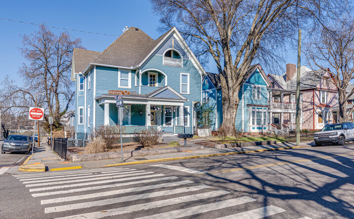 Pictures of Multifamily property located at 1415 Highland Ave, Knoxville, TN 37916 for sales - image #1