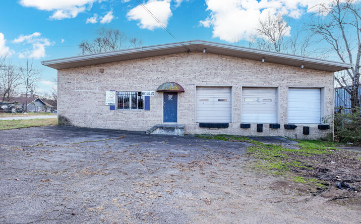 Pictures of Industrial, Mixed Use property located at 5303 West 33rd Street, Little Rock, AR 72204 for sales - image #1