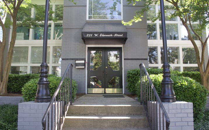 Pictures of Office property located at 221 W 11th St, Charlotte, NC 28202 for sales - image #1